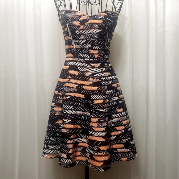 Parker Sz XS NWT Molly Strapless Geo Mini-Dress - Picture 3 of 15